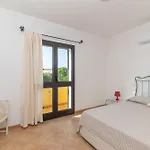Mirti 1 Apartment
