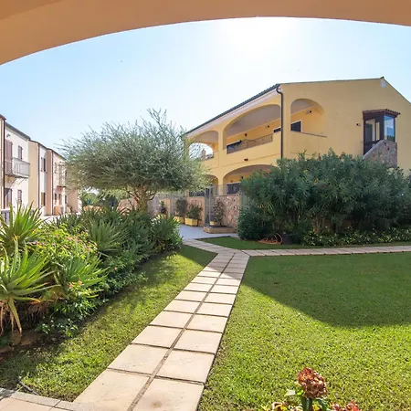 Apartment Mirti 1 *